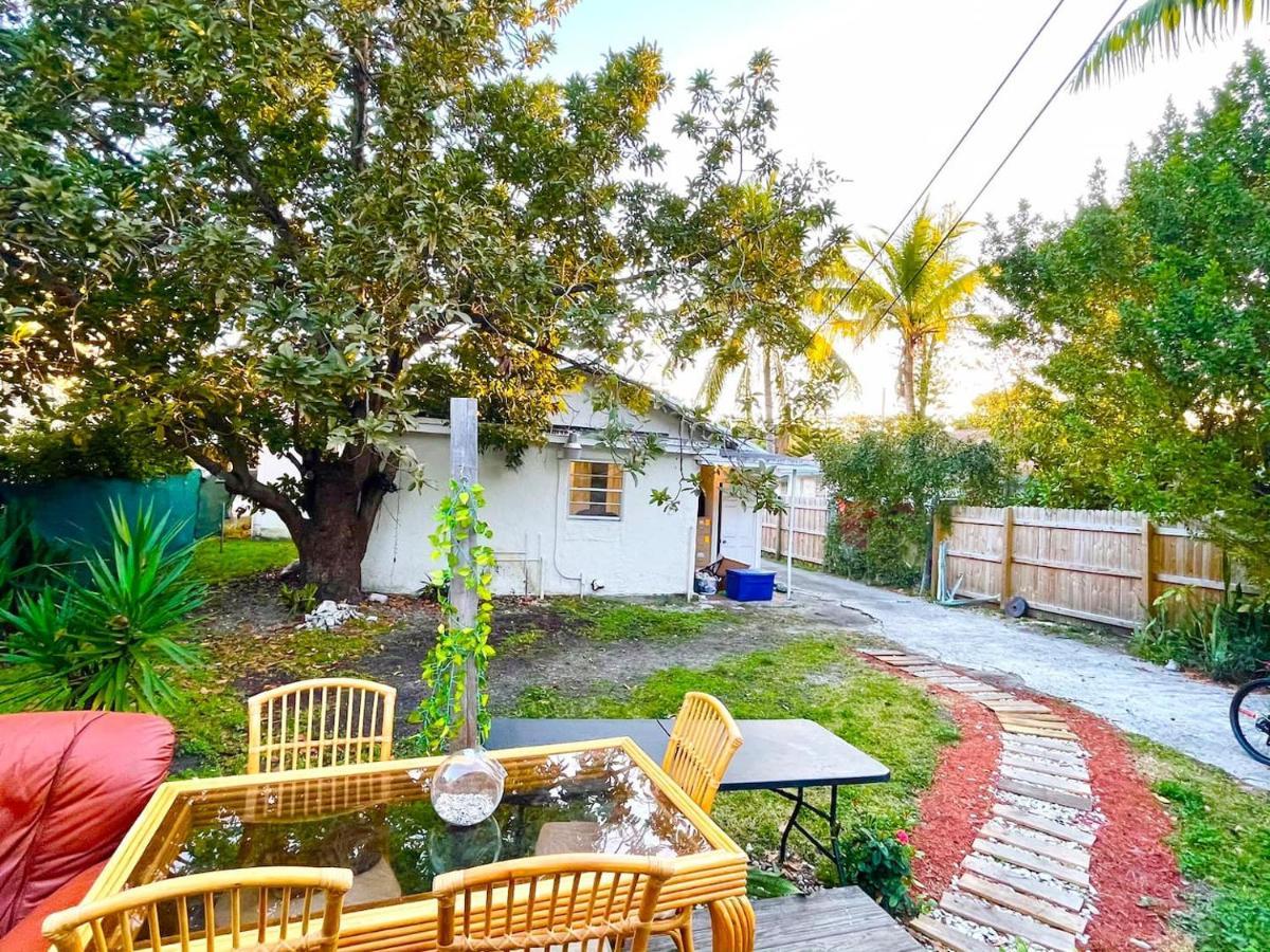 Deons Airbnb *