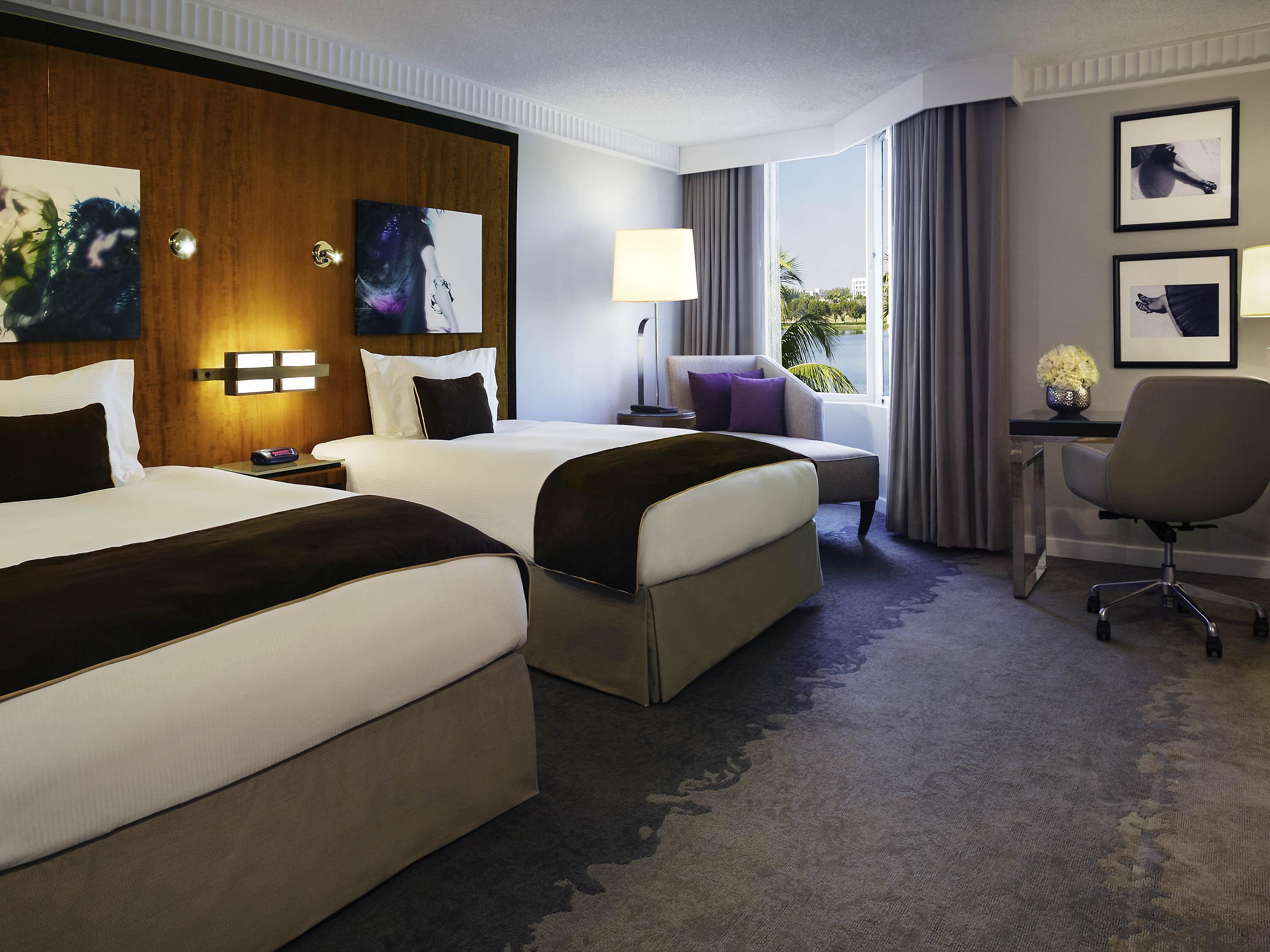 Pullman Miami Airport 4*