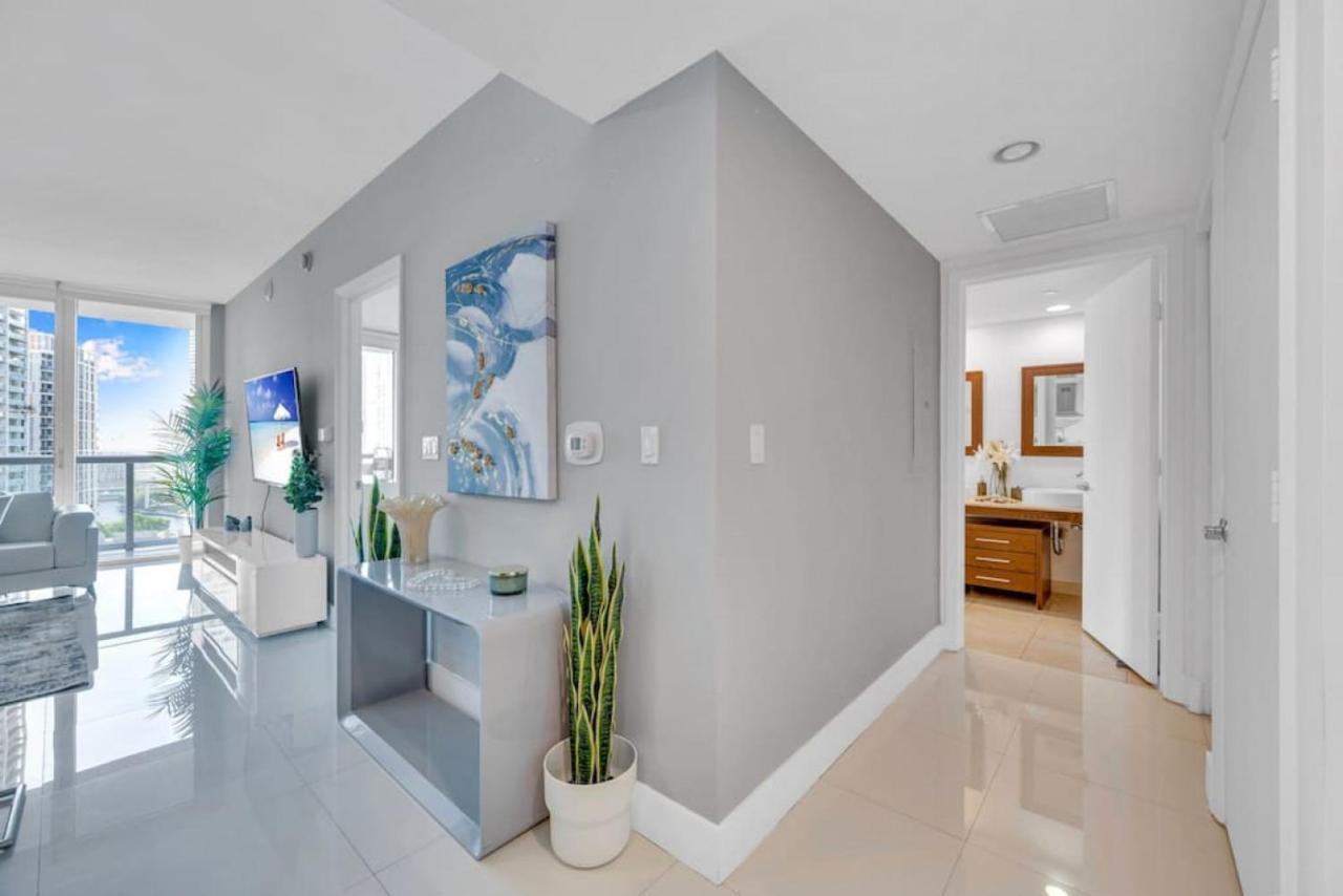 Modern 1 Bed Icon Brickell With Amazing Views *