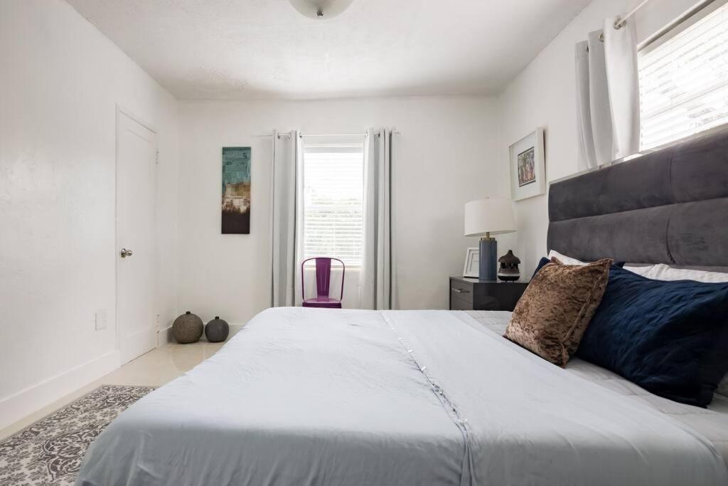 Design District 4 Bedroom Pool Holiday home