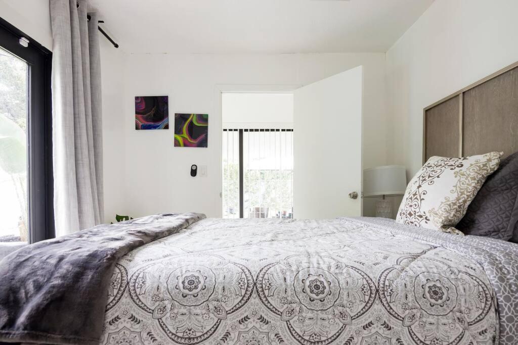 Holiday home Design District 4 Bedroom Pool *