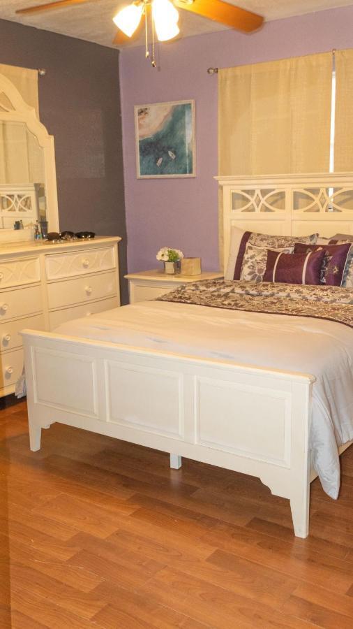 Mne Luxury In One Bedroom Apartment