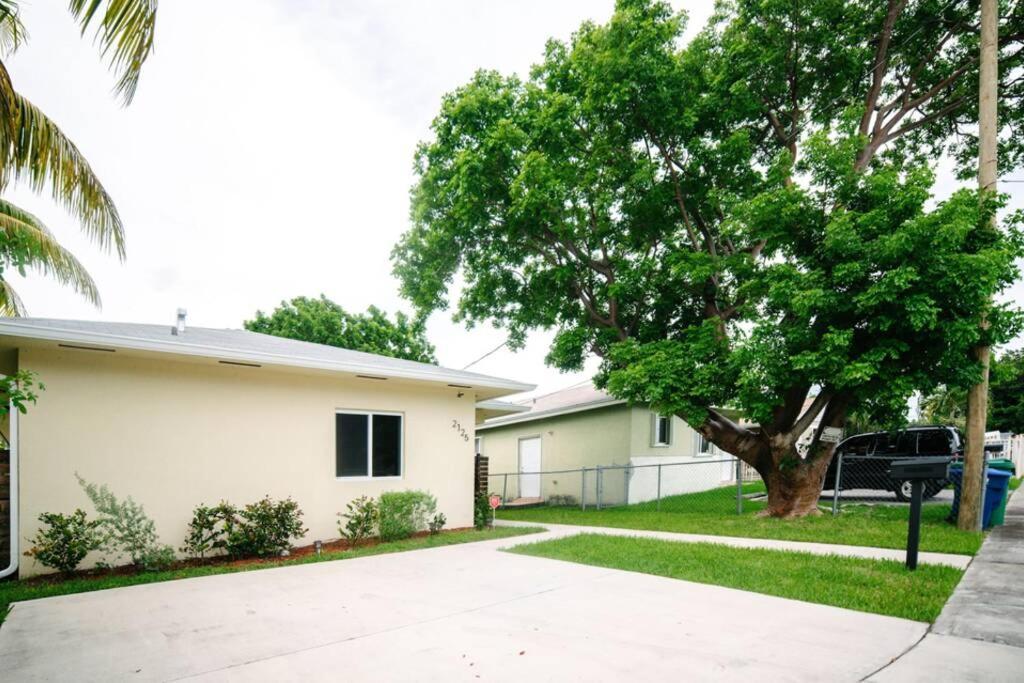 New House On The Block Near Airport. *