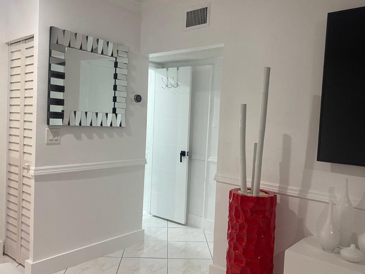 Beautiful House 7 Min From Airport W Free Parking