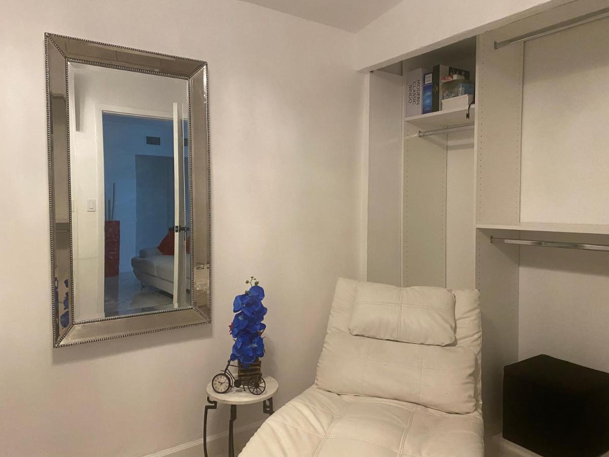 Beautiful House 7 Min From Airport W Free Parking