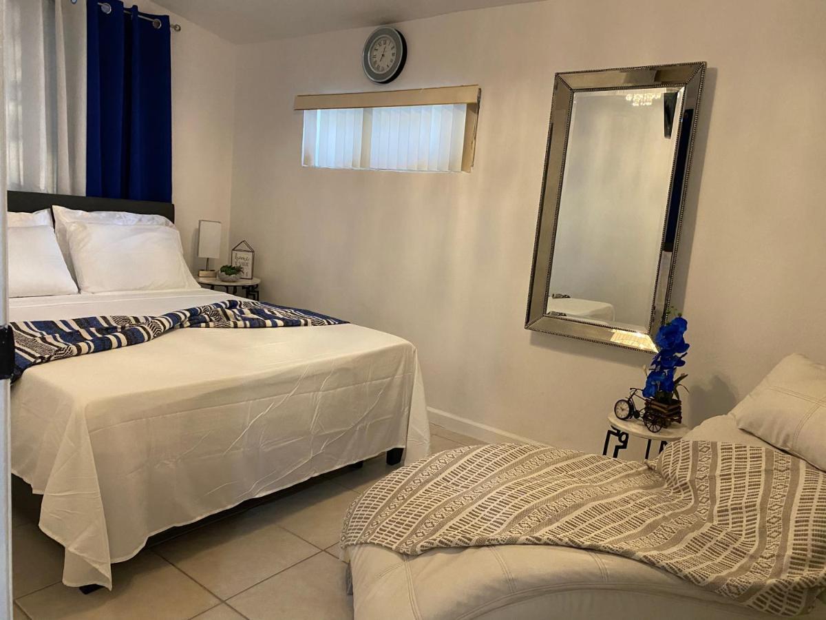 Apartment Beautiful House 7 Min From Airport W Free Parking