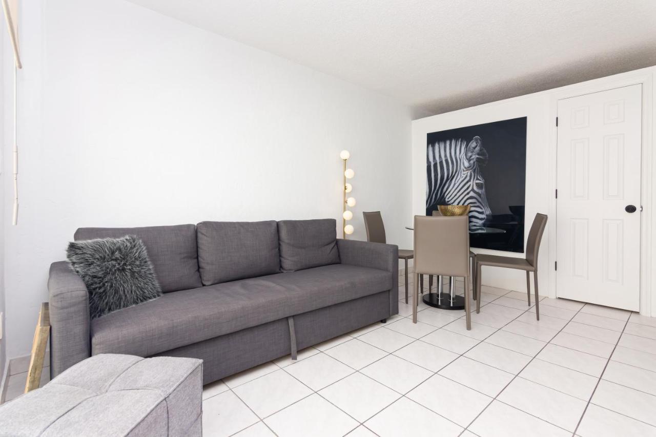 Two Bedroom - With Parking & Balcony - Heart Of Wynwood * Miami