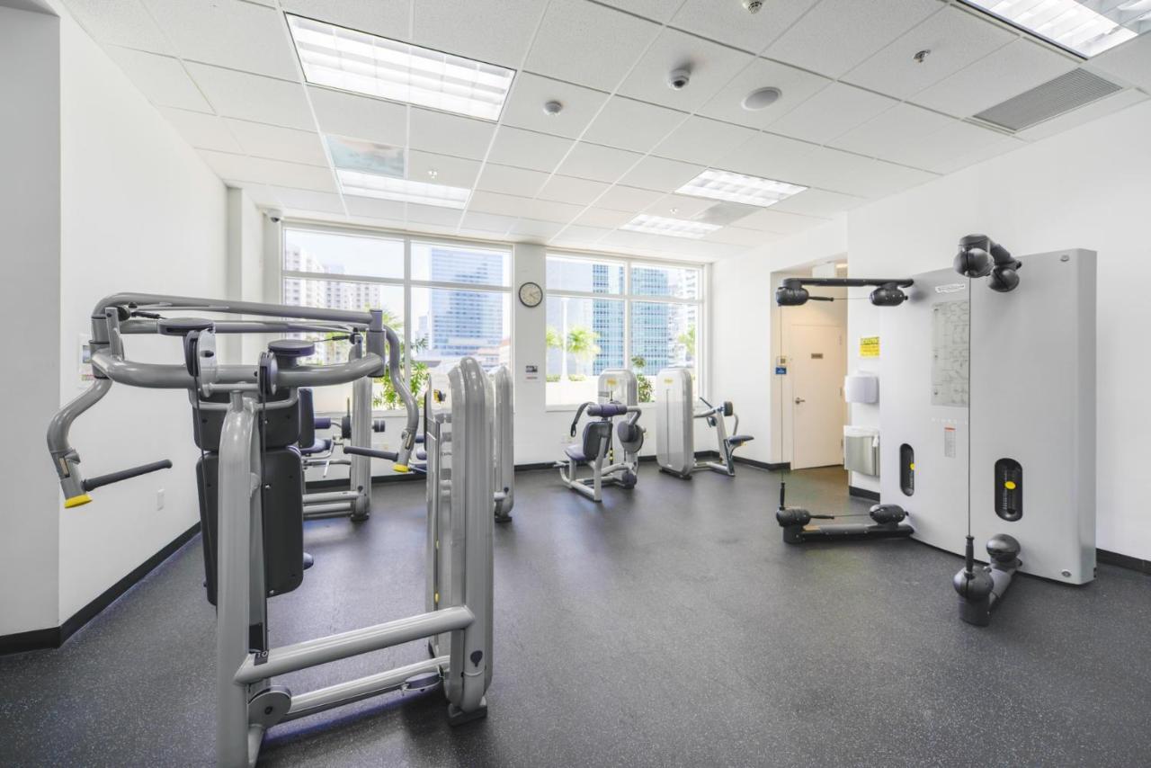 Exclusive With Free Parking And Pool At Brickell * Miami