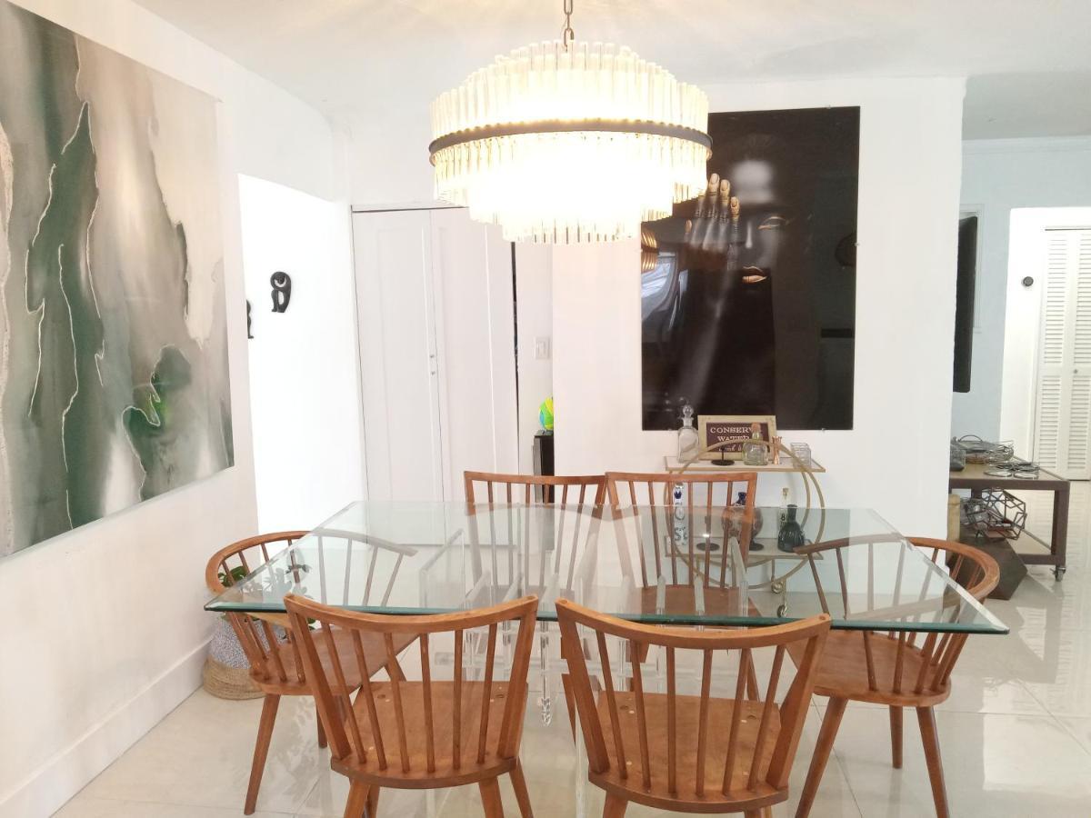 Holiday home Design District 4 Bedroom Pool Miami