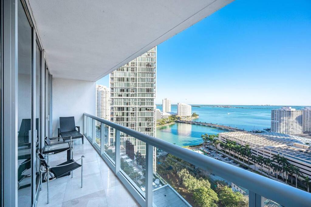 Icon & W Waterfront 22nd Floor * Miami