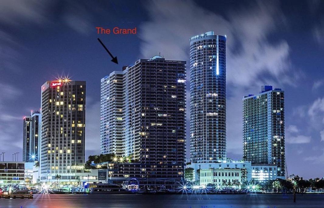 The Marilyn! Renovated And Amazing Skyline Views! Apartment *
