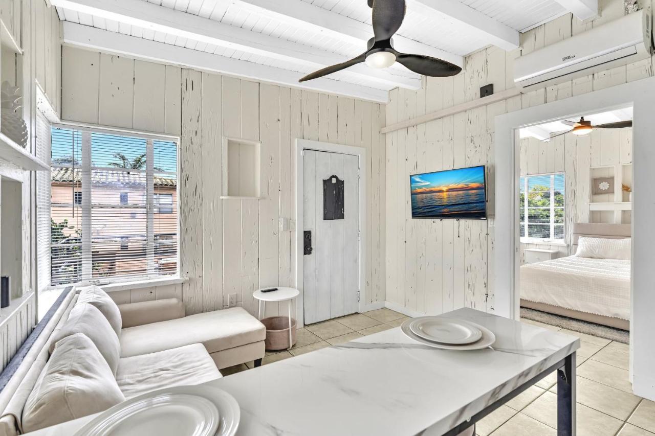 New Year And Charming Riverfront Stay!