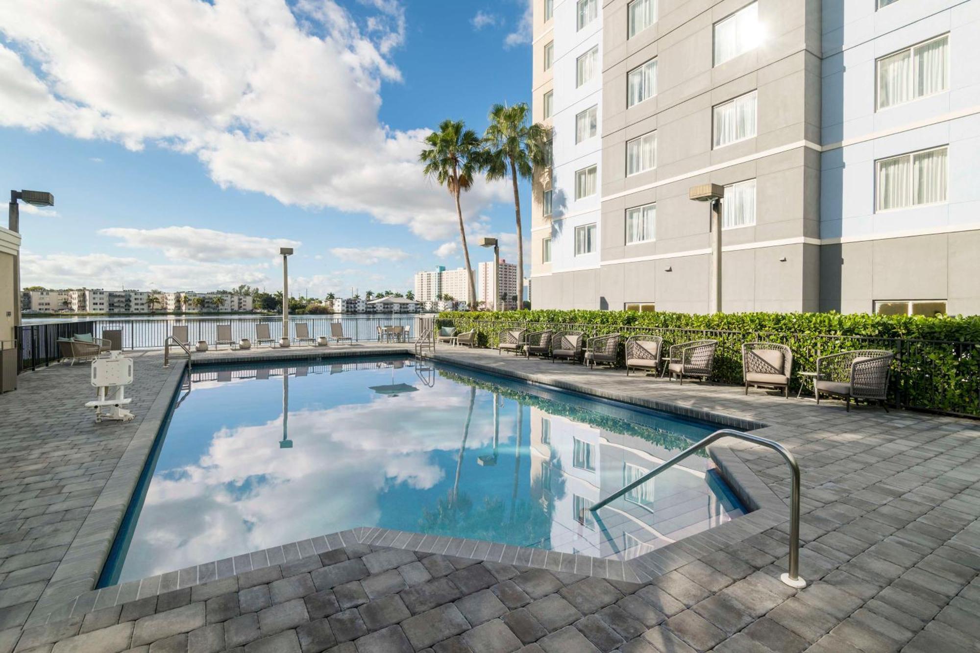 Hotel Homewood Miami Airport/blue Lagoon Miami Springs