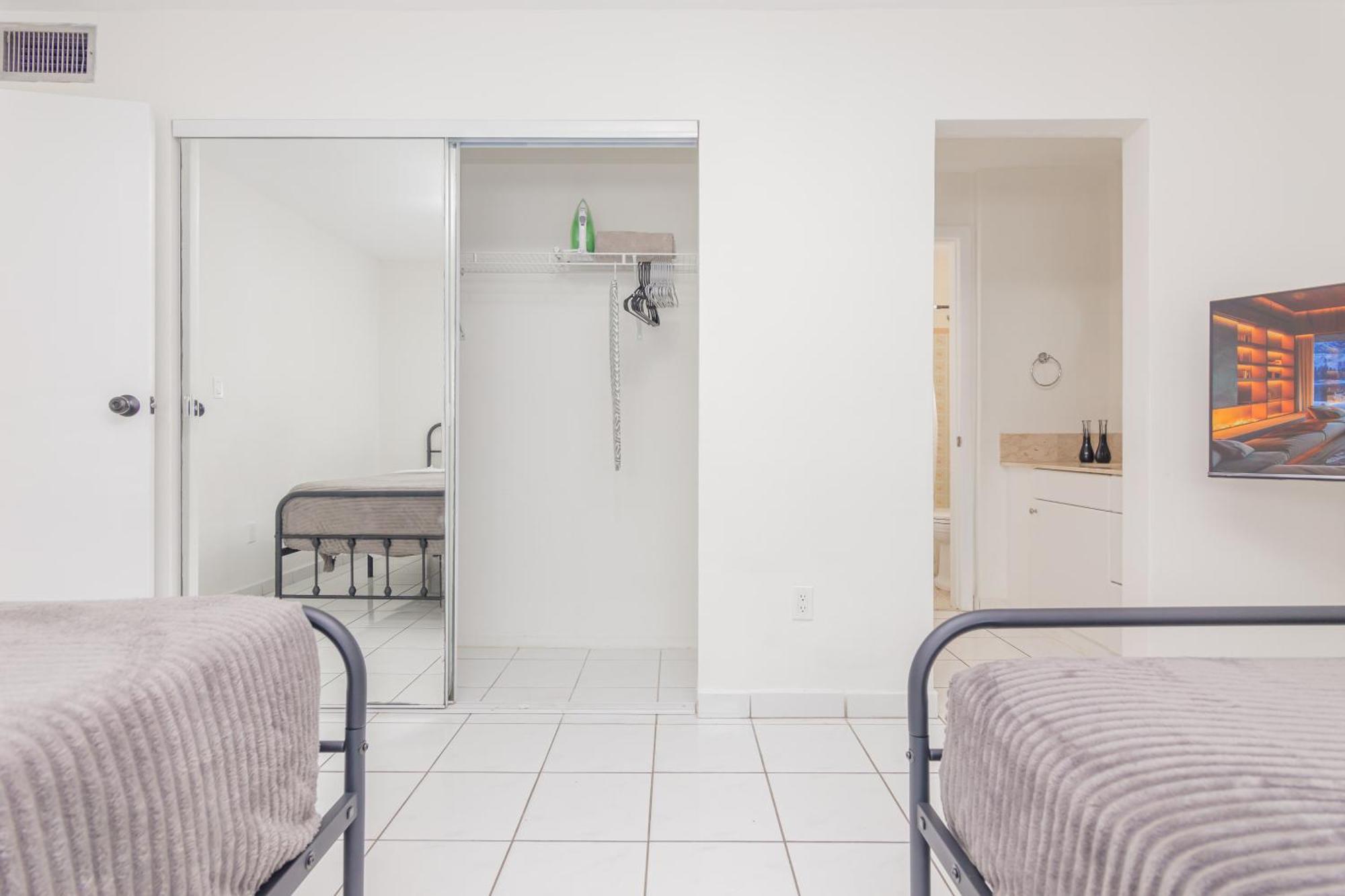 One Bedroom - With Parking & Balcony - Heart Of Wynwood * Miami