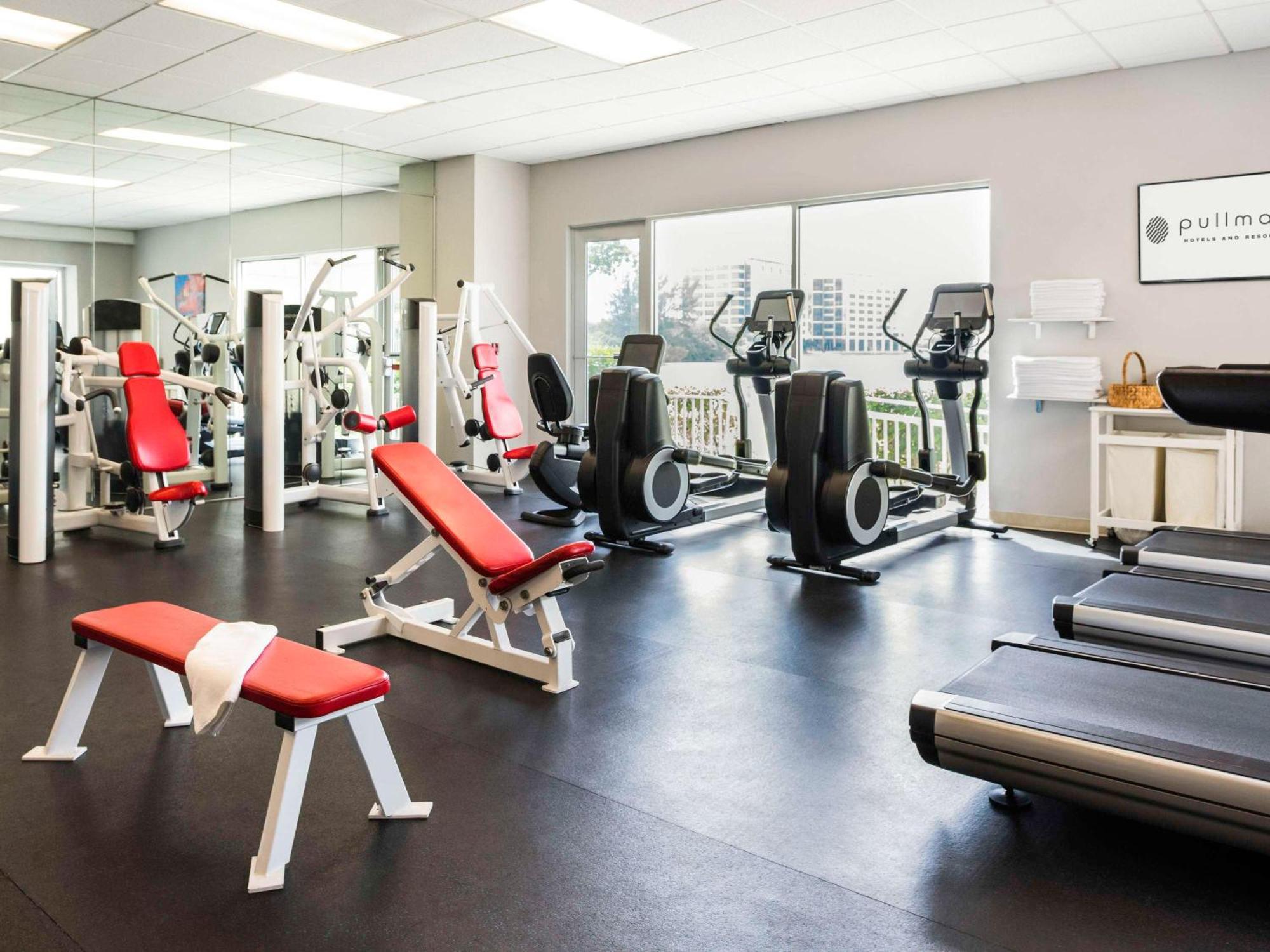 Pullman Miami Airport Hotel 4*