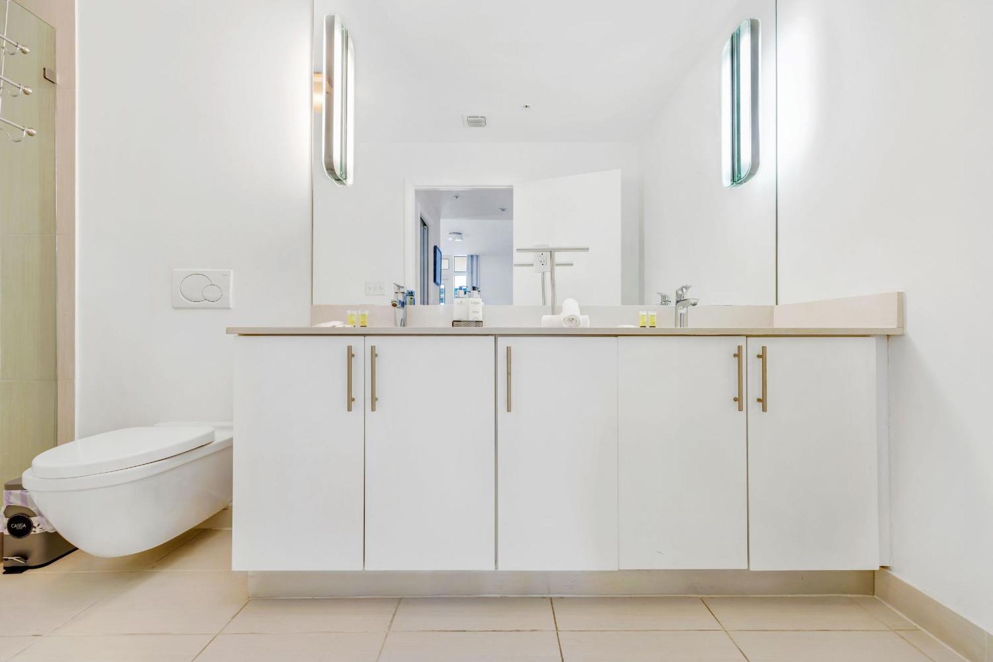 Apartment Modern 2-bd In The Heart Of Midtown Miami
