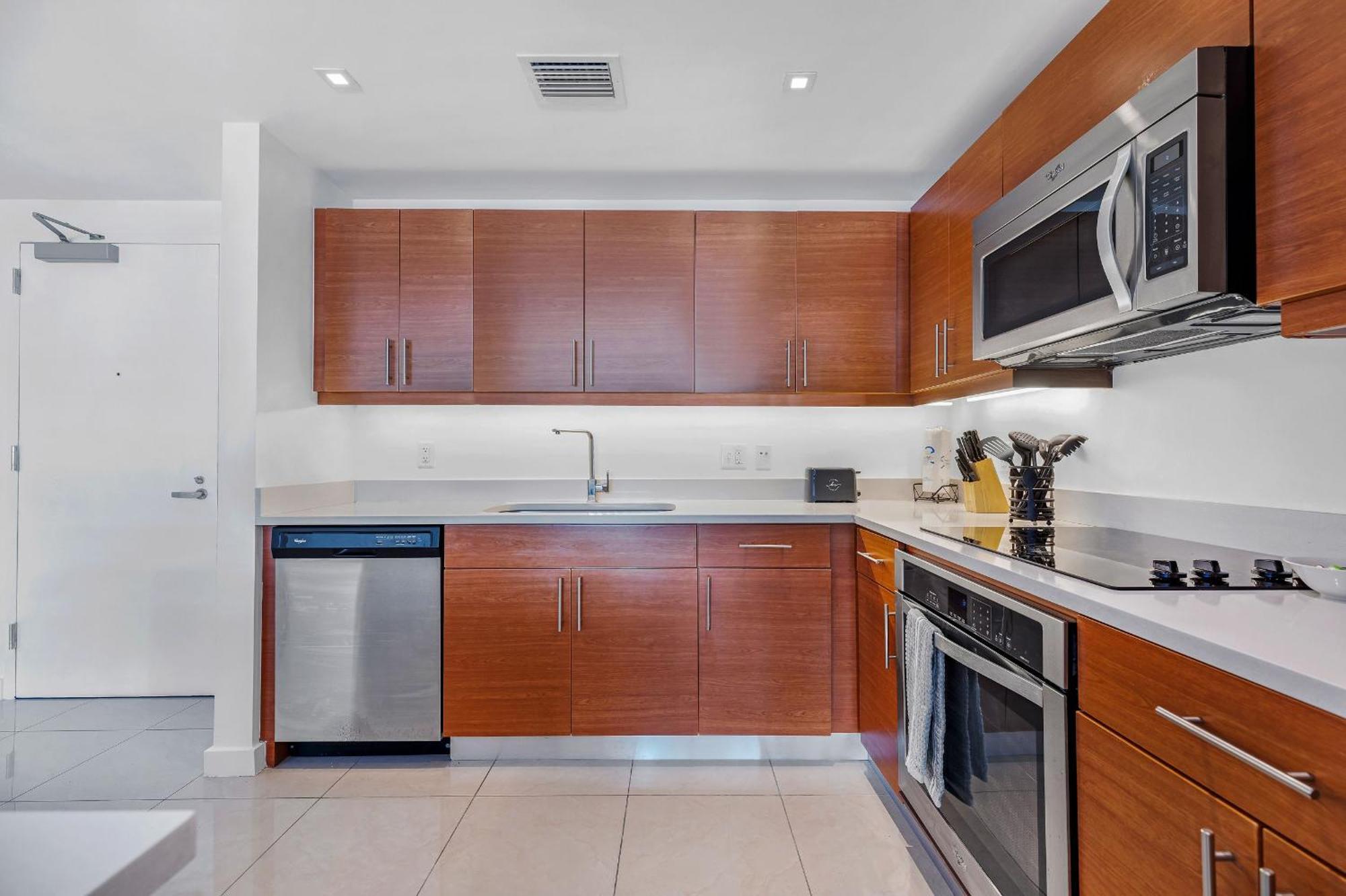 Modern 2-bd In The Heart Of Midtown