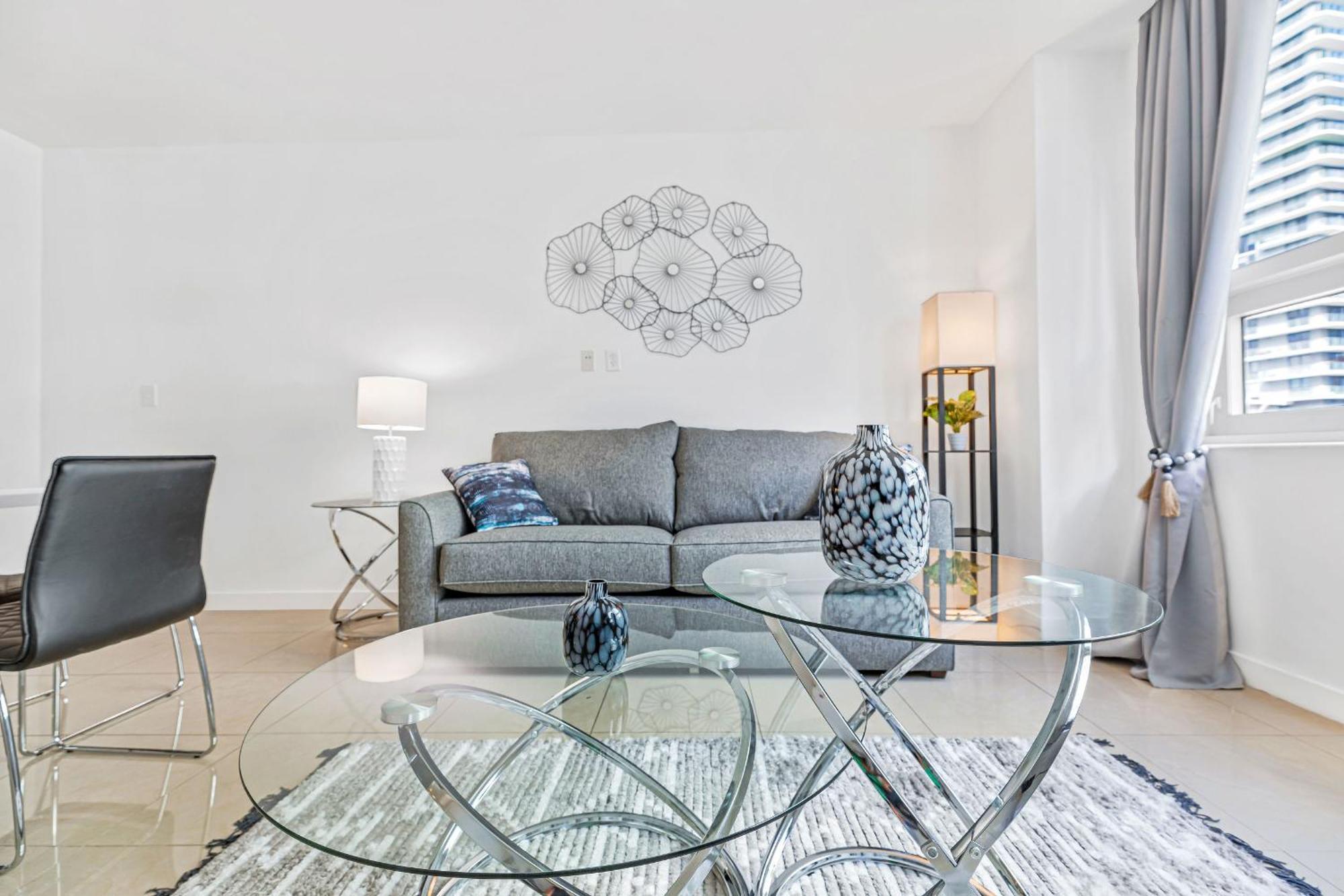 Modern 2-bd In The Heart Of Midtown Miami