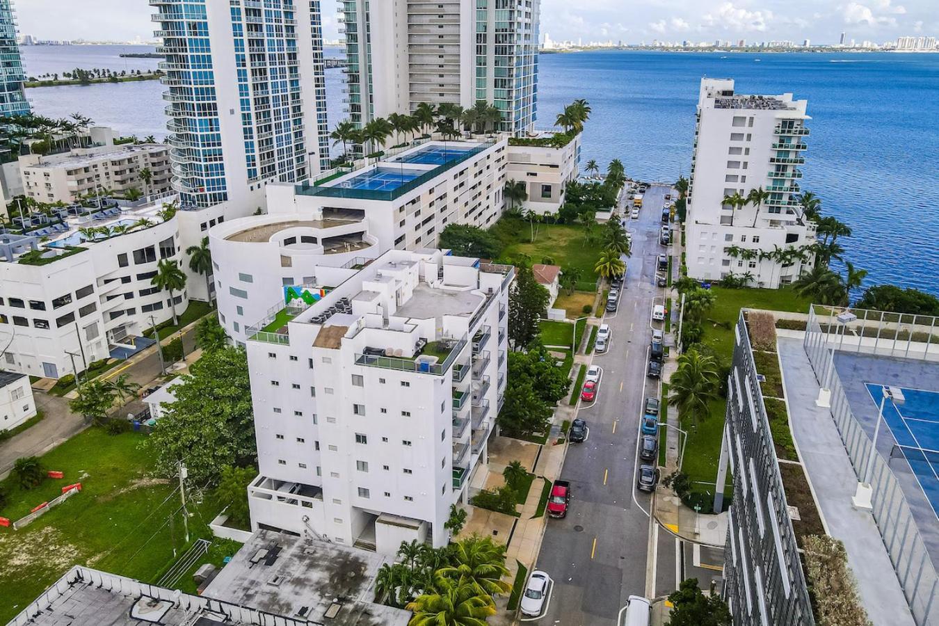 Apartment Subtle 2 Bed In Edgewater Near Downtown With Free Parking
