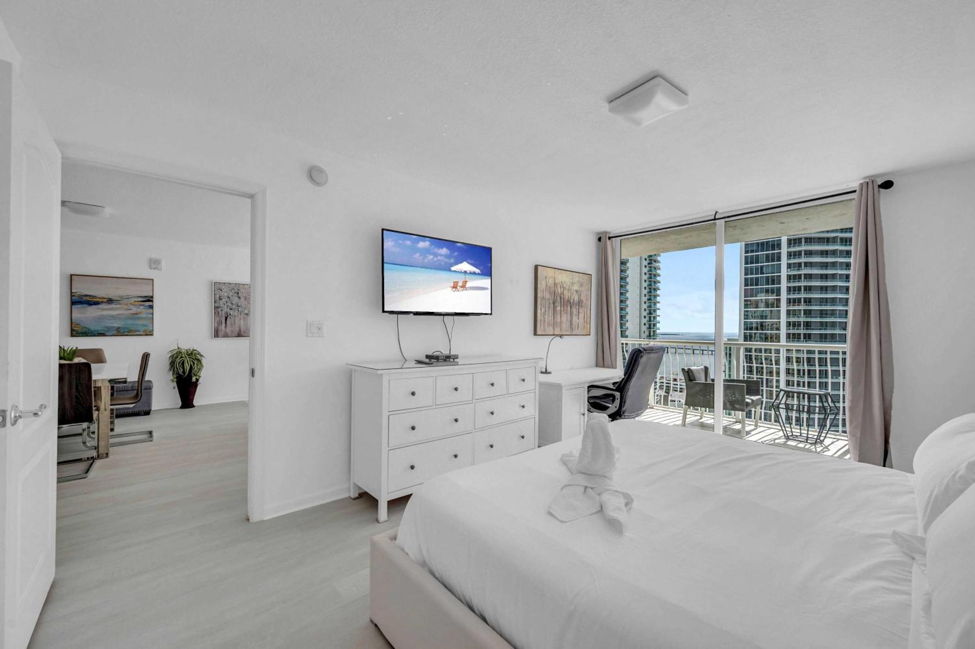 Deluxe 1 Bedroom • Brickell • Ocean View Miami