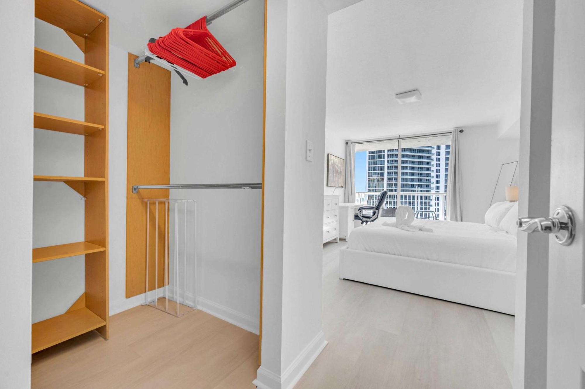 Deluxe 1 Bedroom • Brickell • Ocean View Apartment