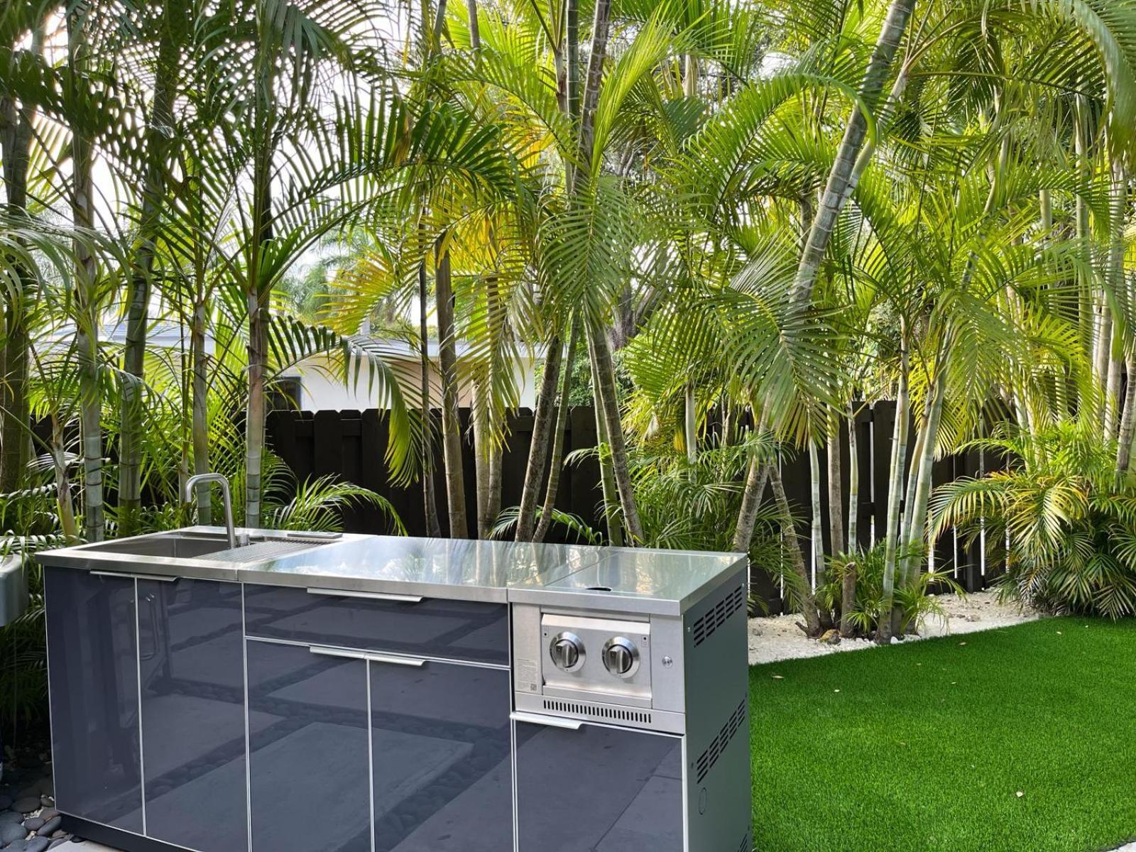 Villa Banyan Shores Miami