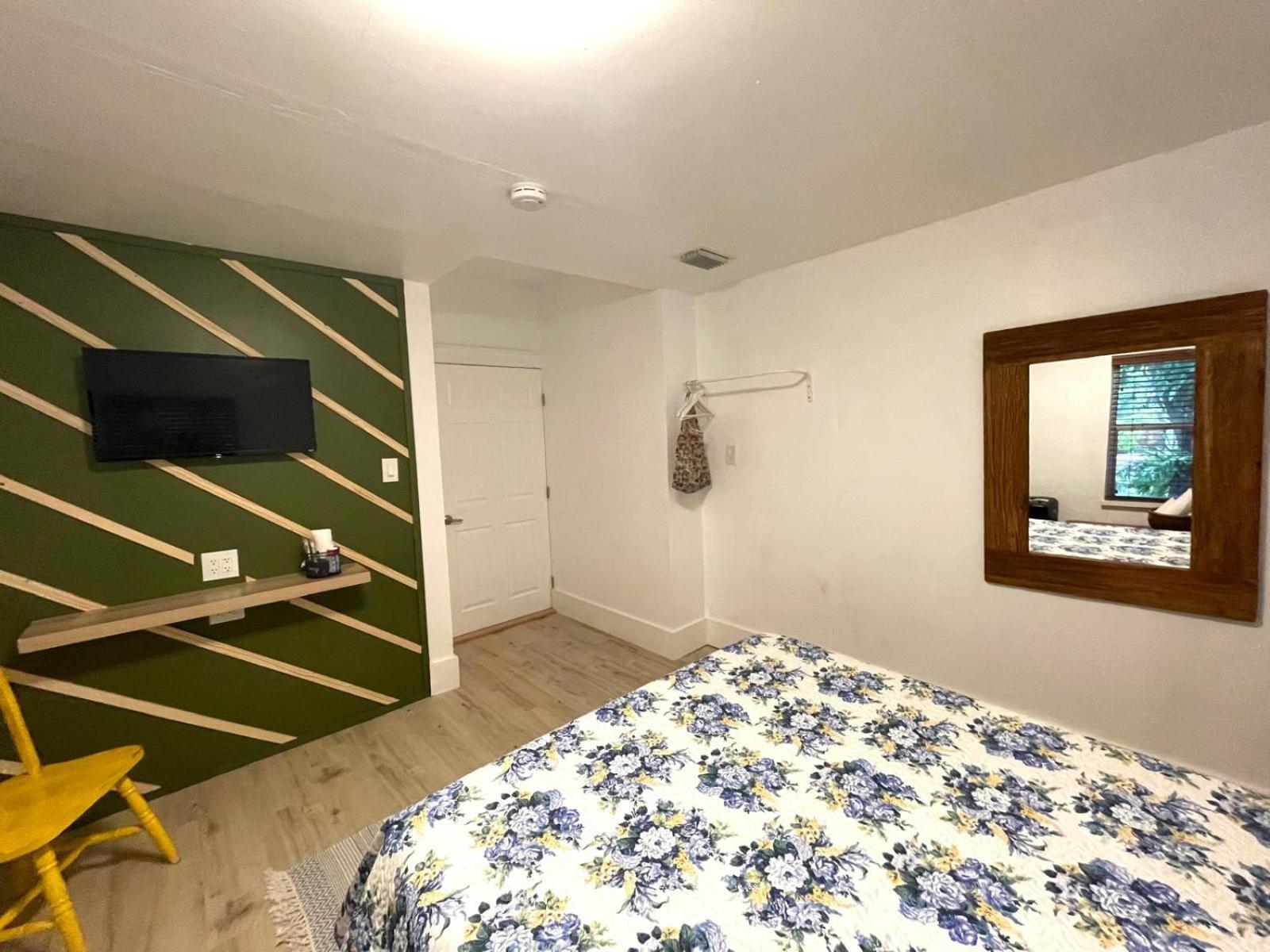 Cozy In The Heart Of Little Havana * Miami