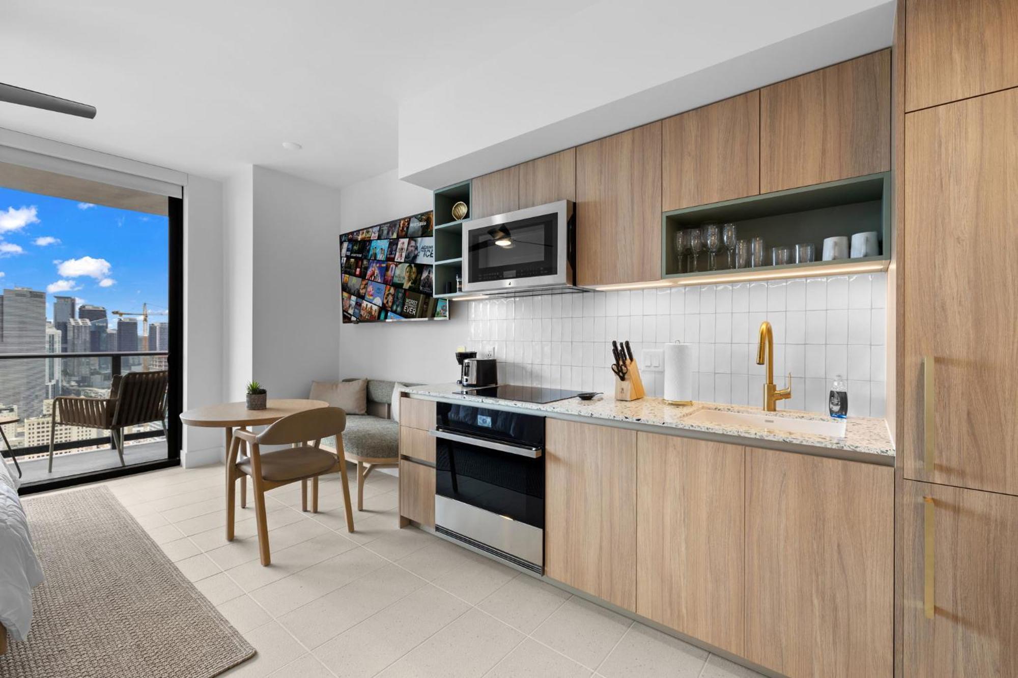 Ultimate Elegance With Panoramic Views Miami