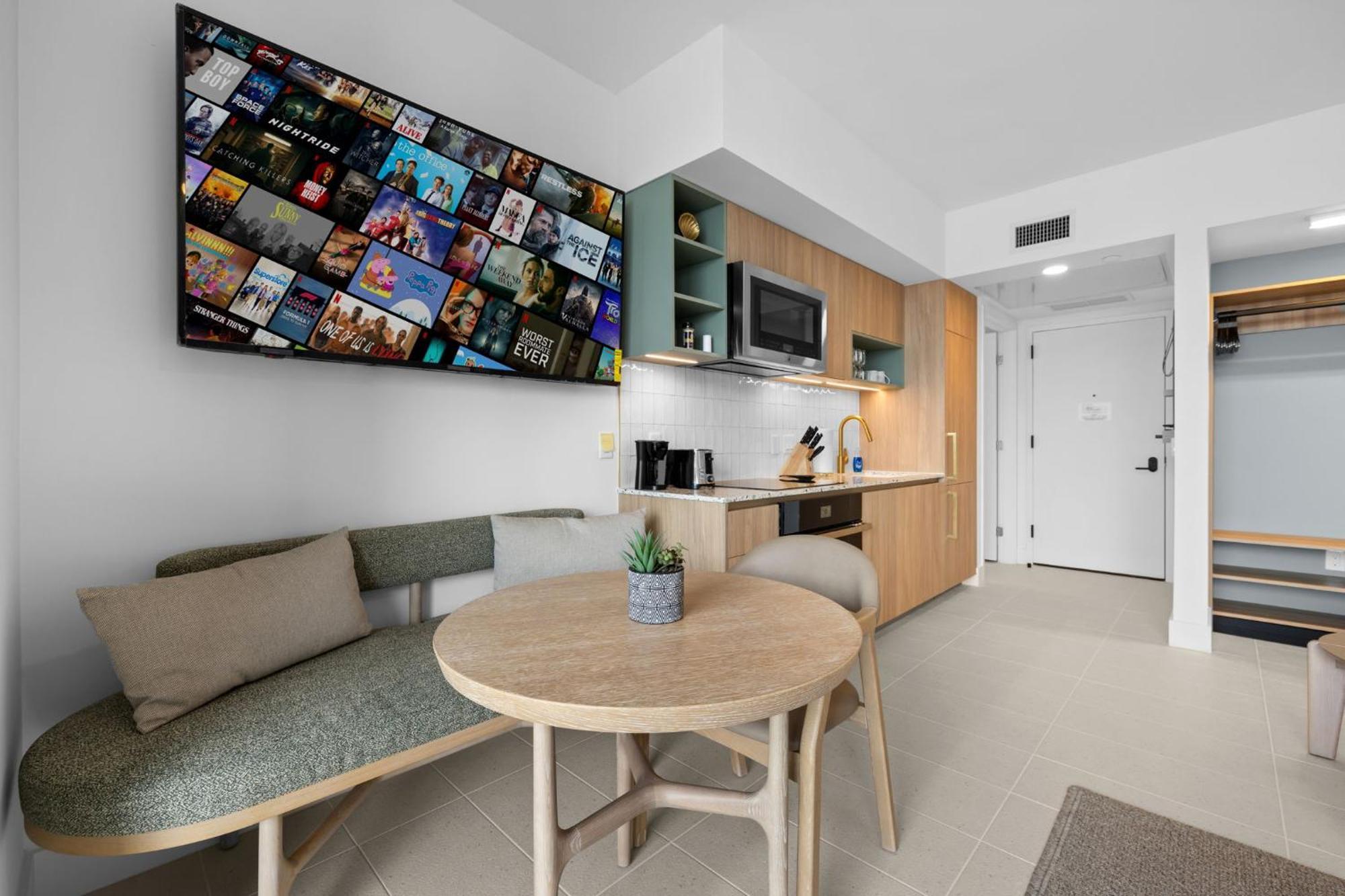 Apartment Ultimate Elegance With Panoramic Views
