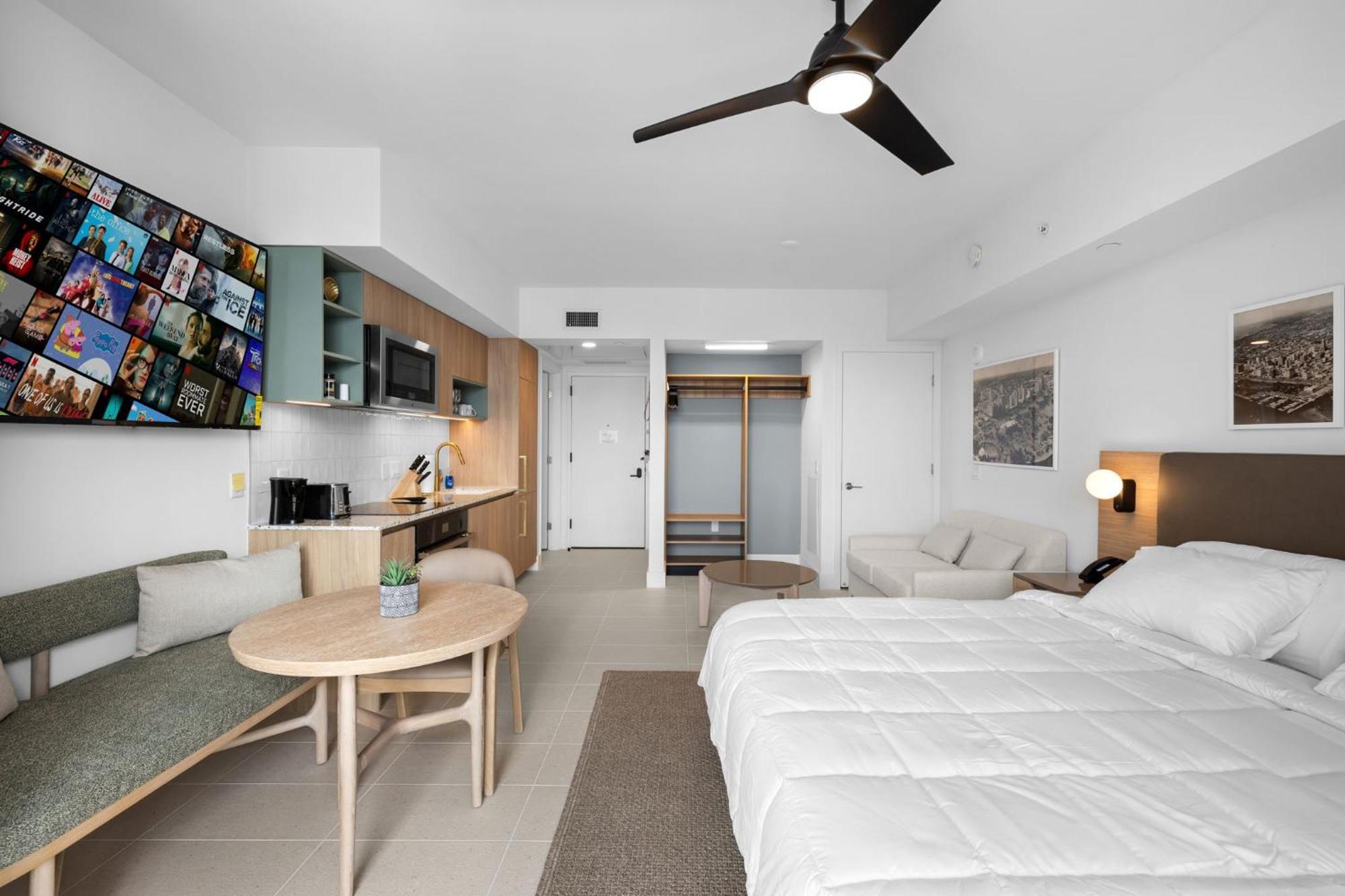 Ultimate Elegance With Panoramic Views * Miami