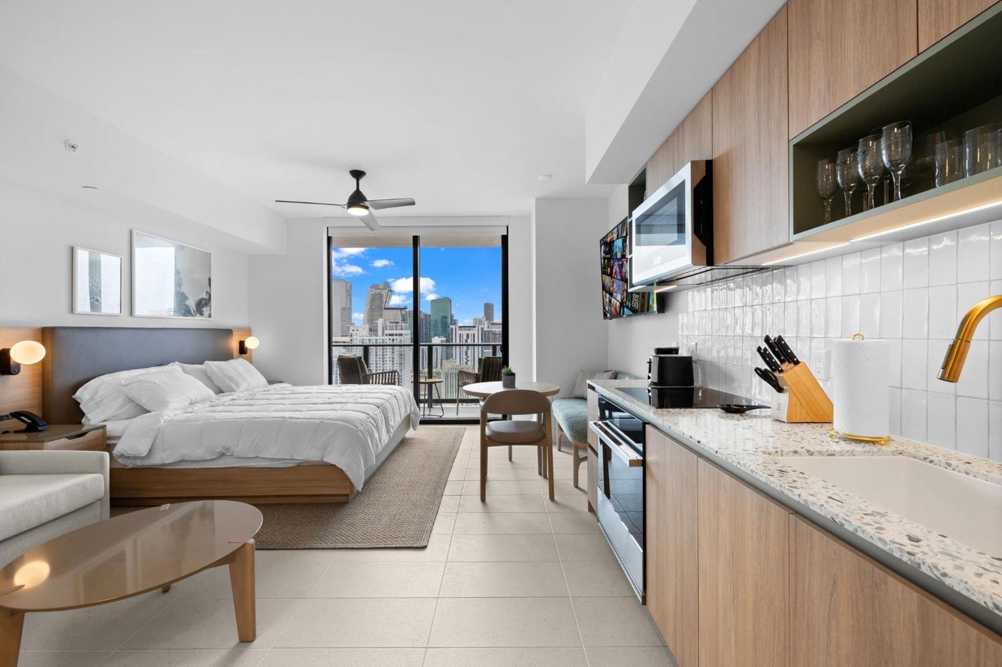Apartment Ultimate Elegance With Panoramic Views