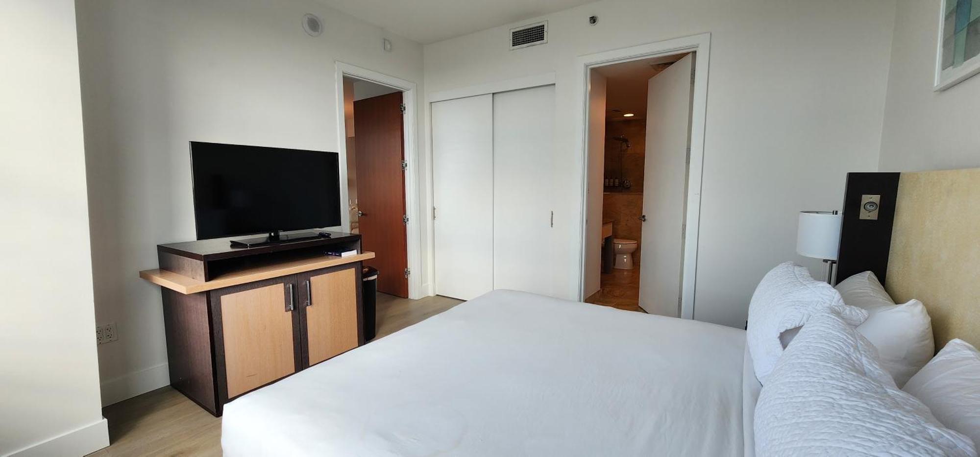 Urban Gateway Location In Brickell Prkg Apartment