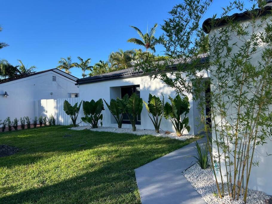 Sunset Retreat At Heart Of With Pool Villa Miami