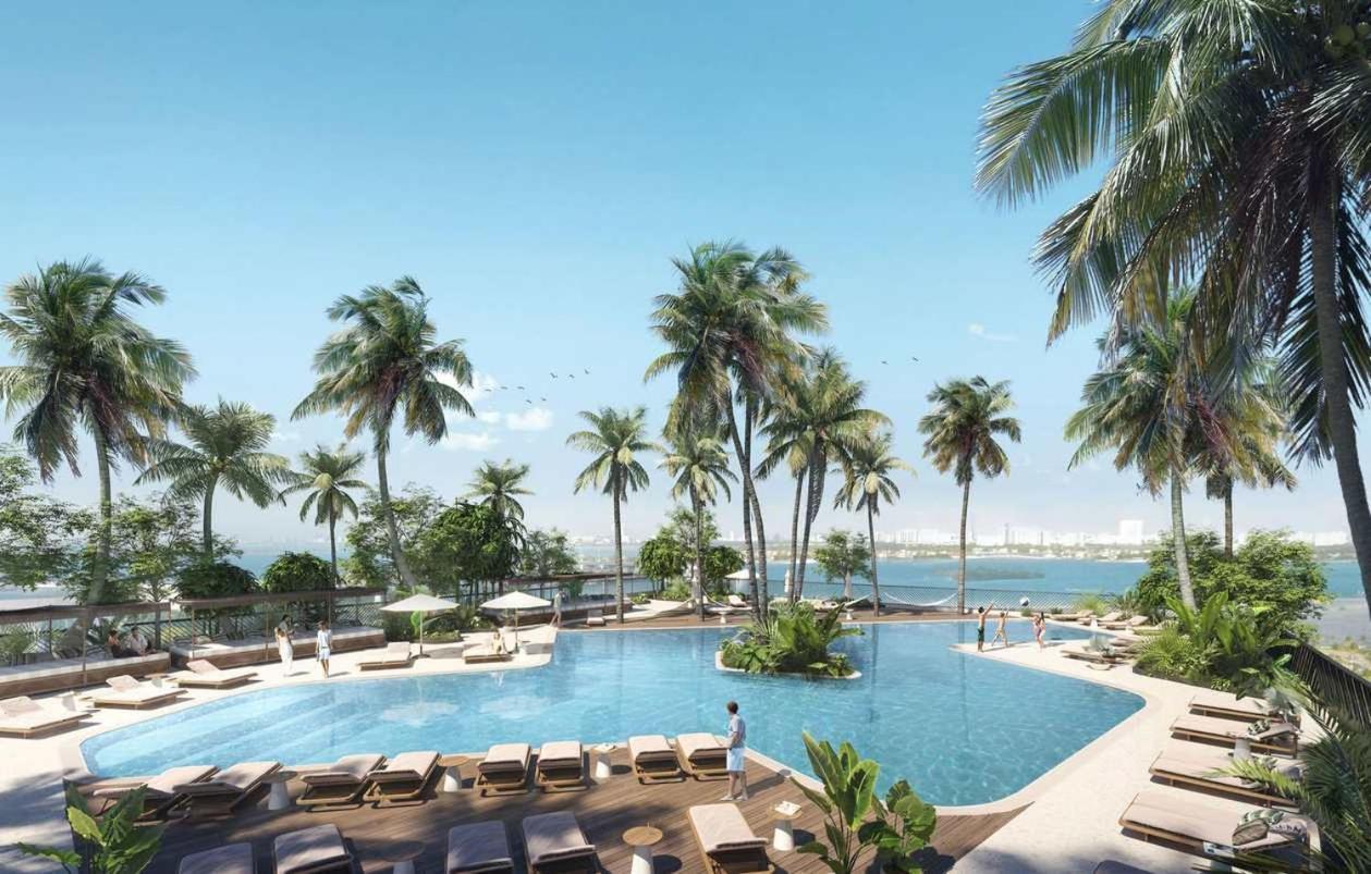 Bayside Breeze - Downtown Luxury Tower *