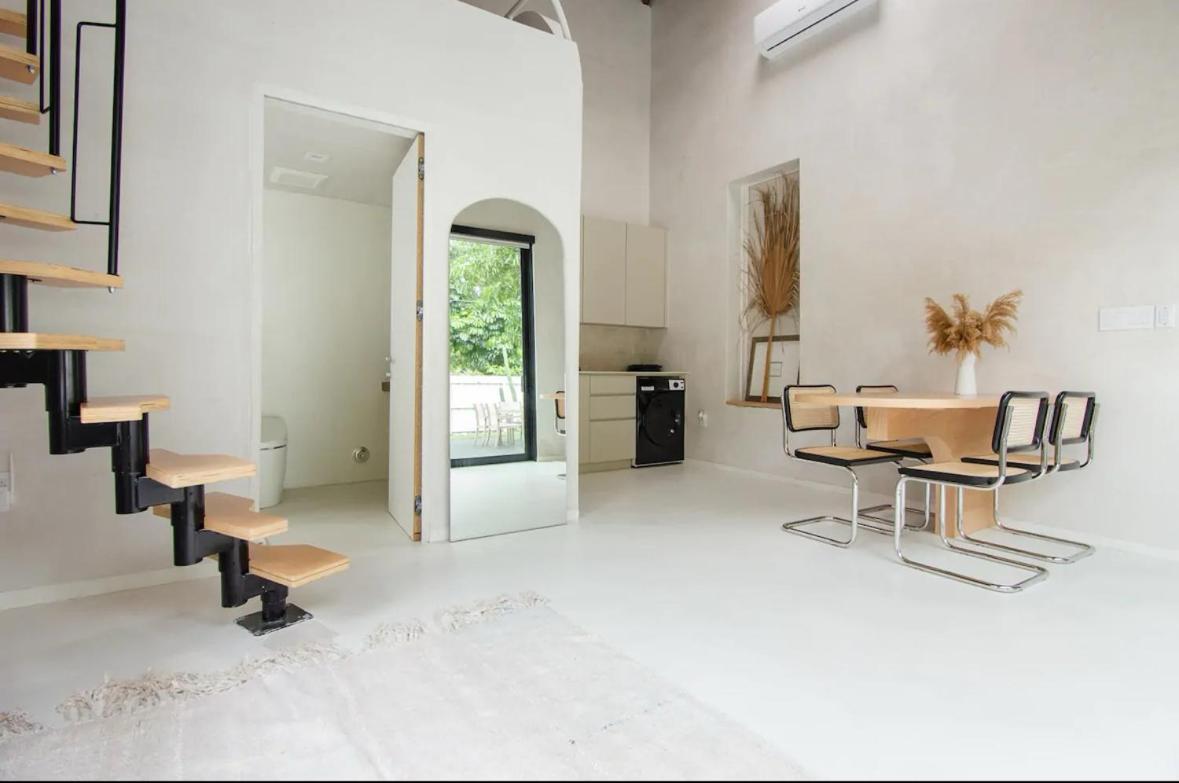 Atelier Lumi At Lumicollection * Miami