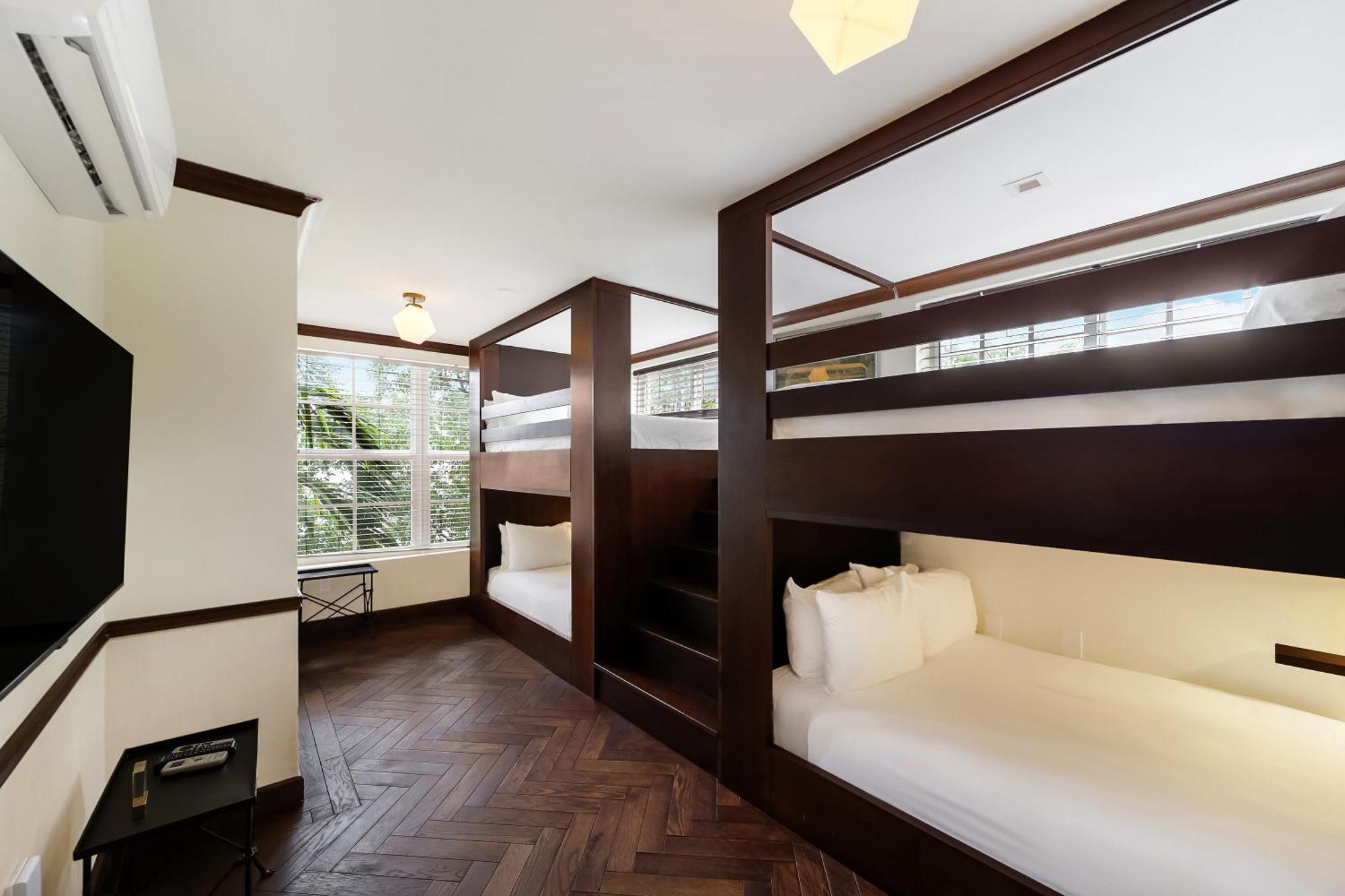 Jefferson 3* Miami