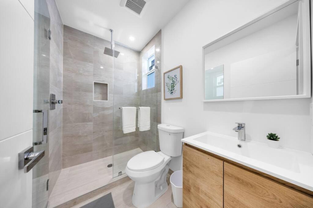 Up To 12 Guest Modern Near Wynwood! 27 *