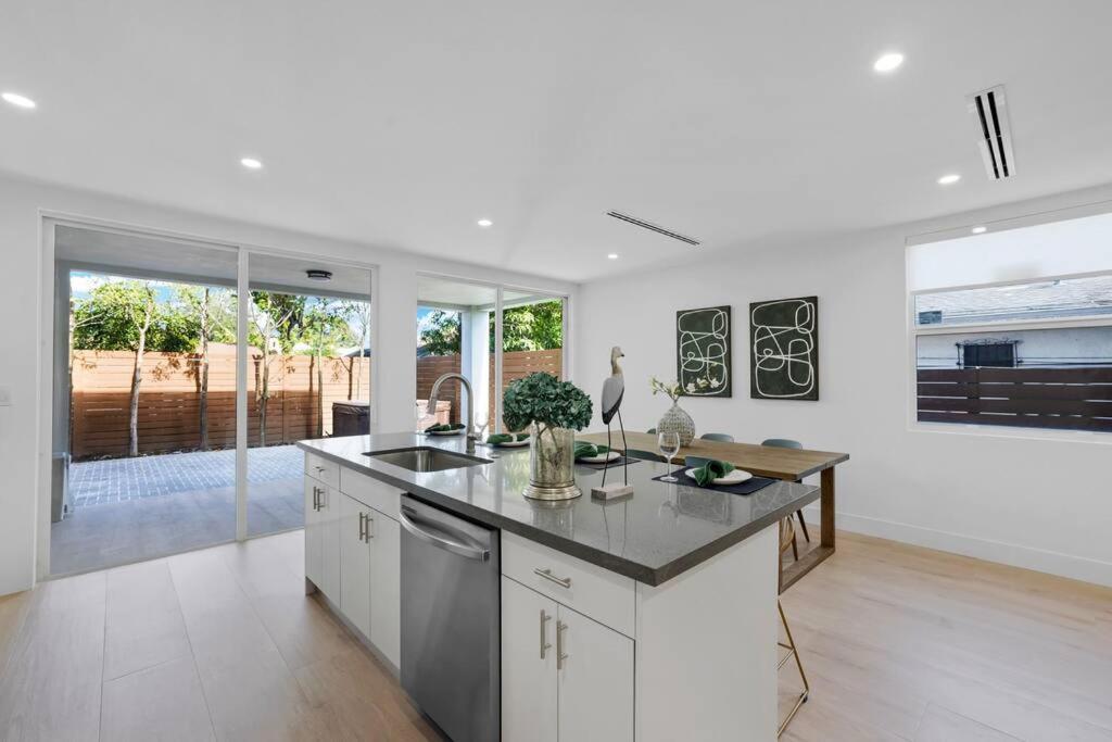 Up To 12 Guest Modern Near Wynwood! 27 * Miami