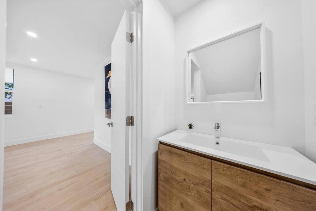 Up To 12 Guest Modern Near Wynwood! 27 *