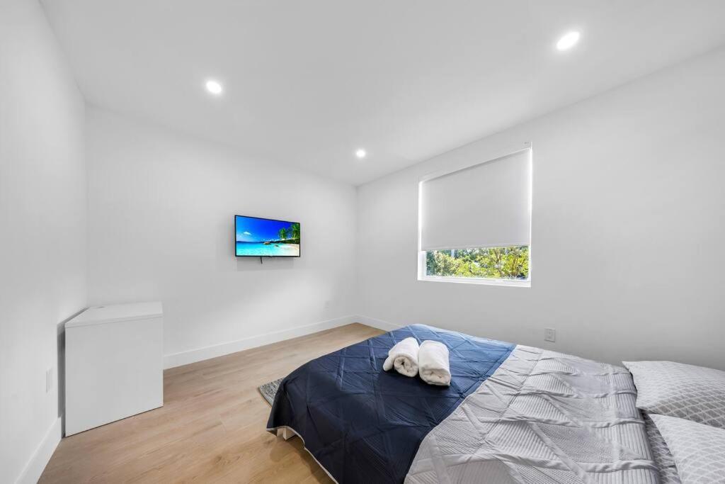 Villa Up To 12 Guest Modern Near Wynwood! 27
