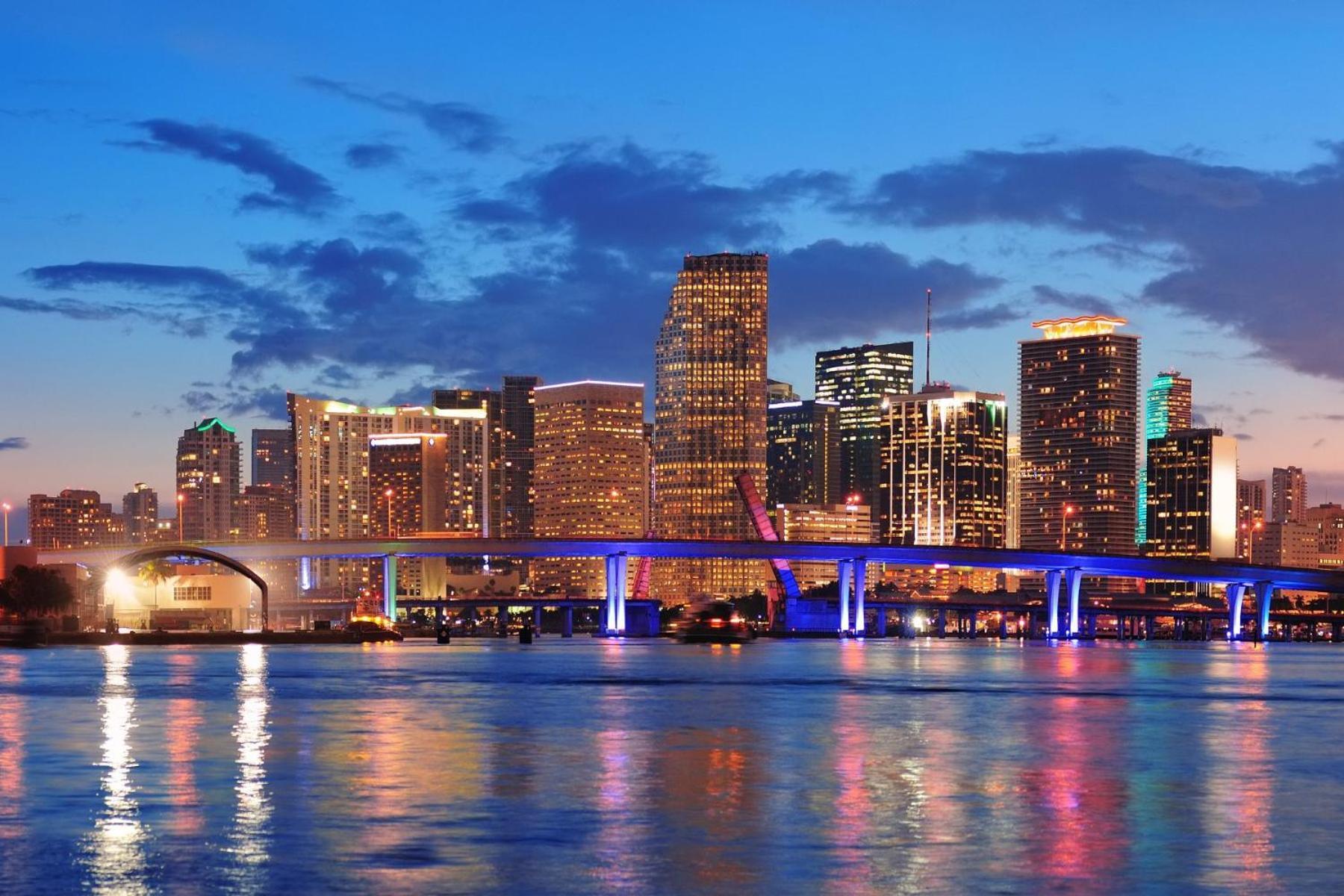 Urban Gateway Location In Brickell Prkg Miami