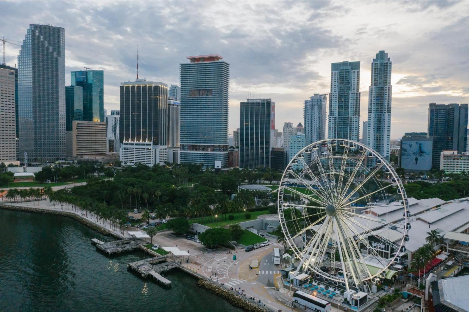 Apartment Urban Gateway Location In Brickell Prkg