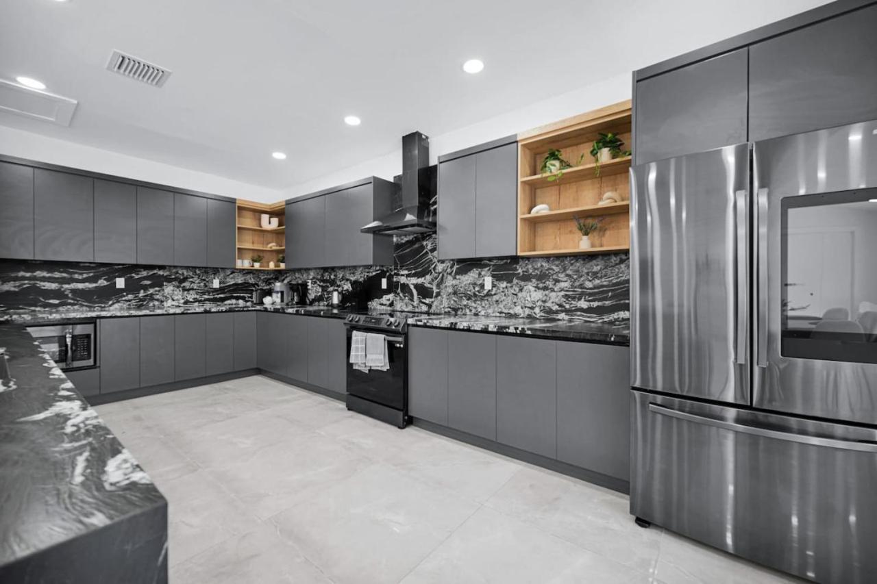 Lux Modern 4br With Pool Villa