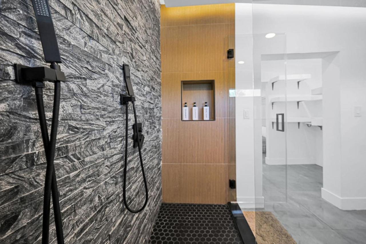 Villa Lux Modern 4br With Pool Miami