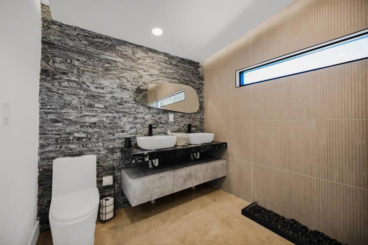 Villa Lux Modern 4br With Pool *