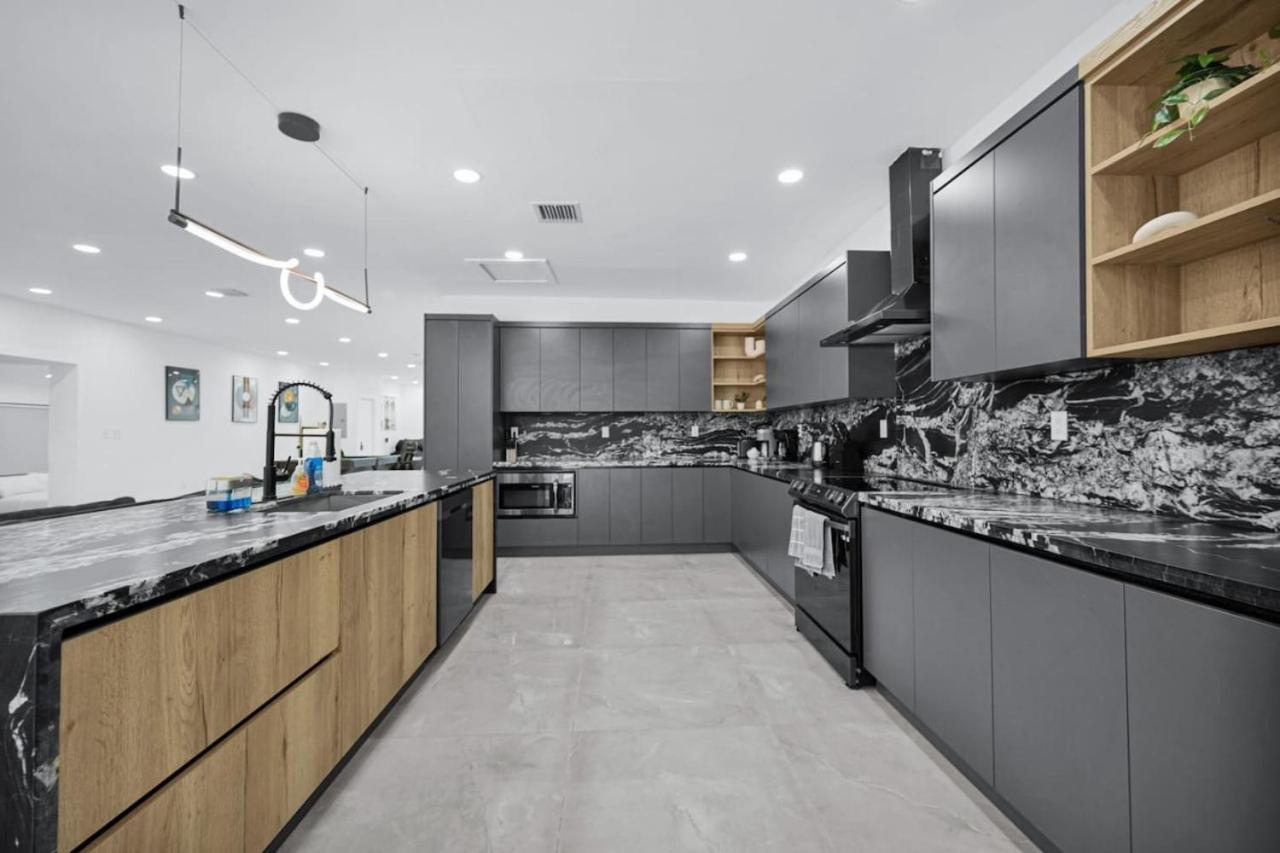 Lux Modern 4br With Pool Villa