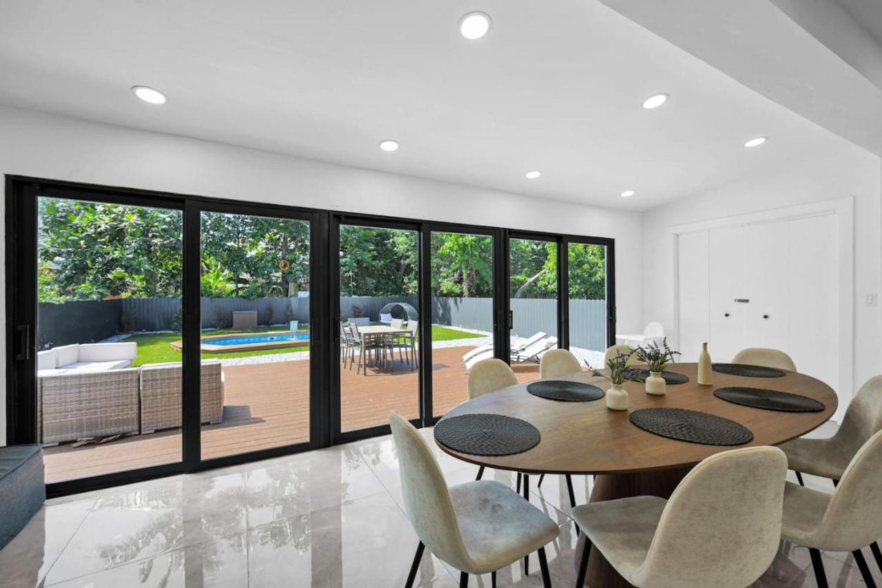 Lux Modern 4br With Pool *