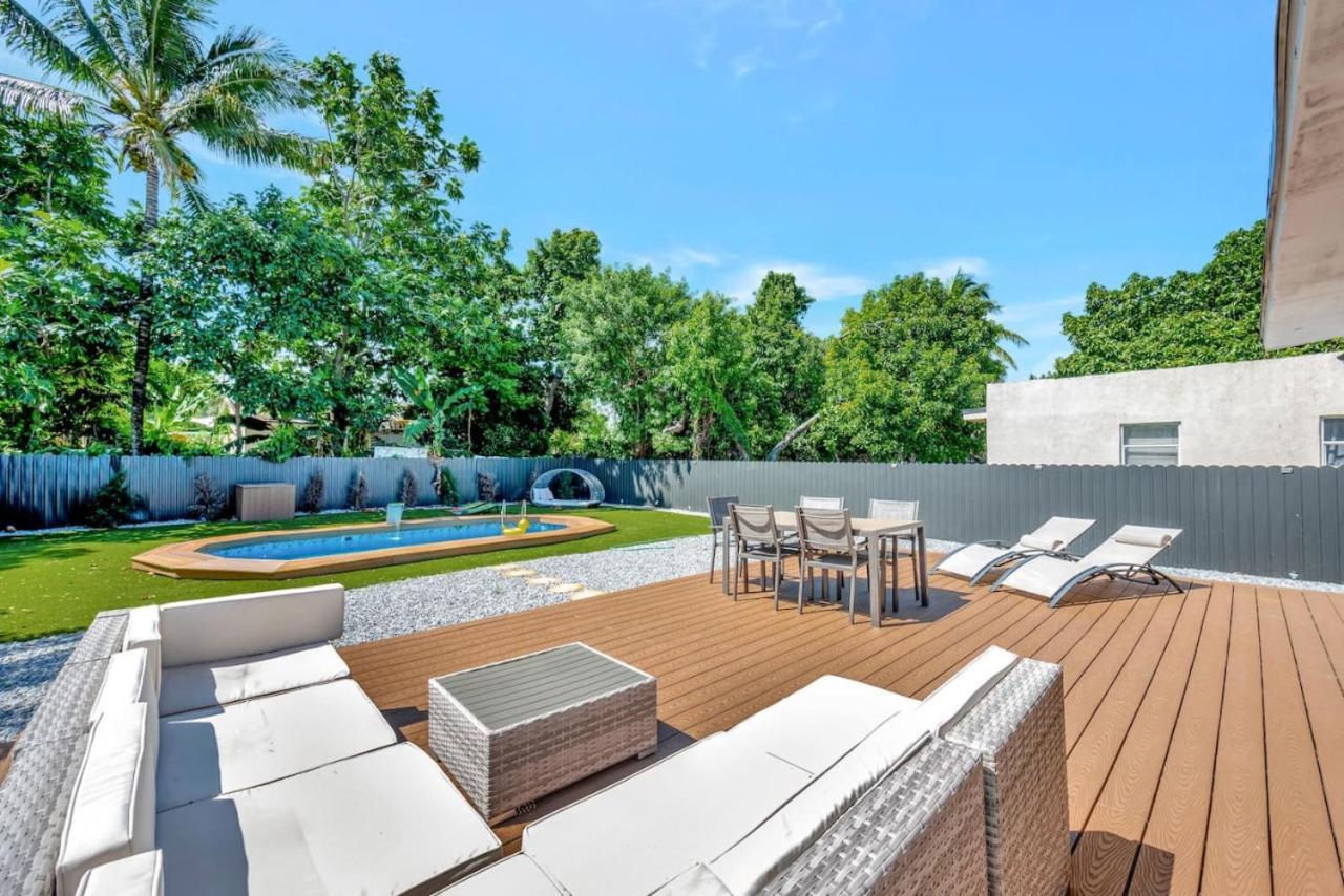 Villa Lux Modern 4br With Pool