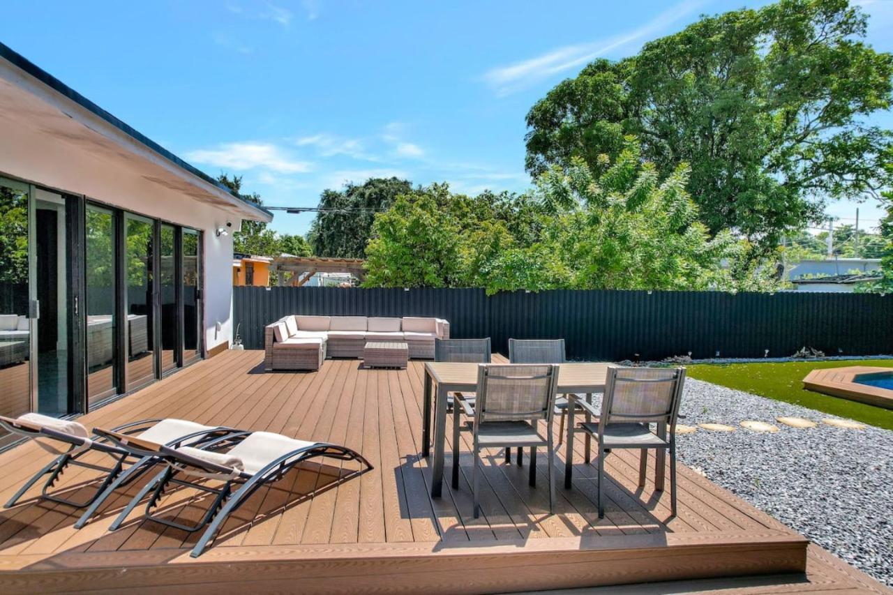 Villa Lux Modern 4br With Pool Miami