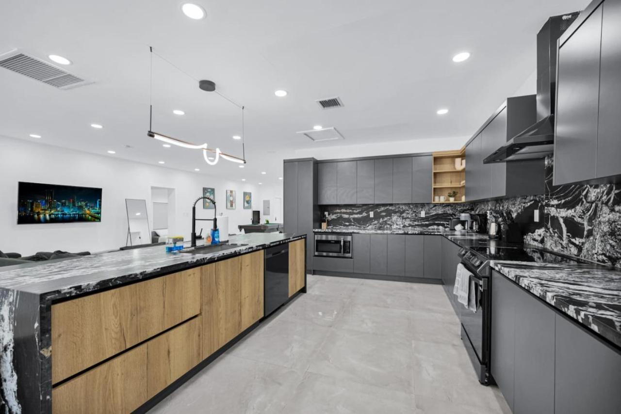 Villa Lux Modern 4br With Pool *